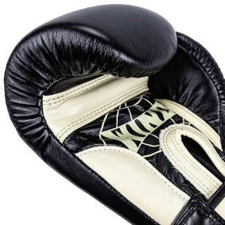 Windy Boxing Gloves Heavy Hitter padding view